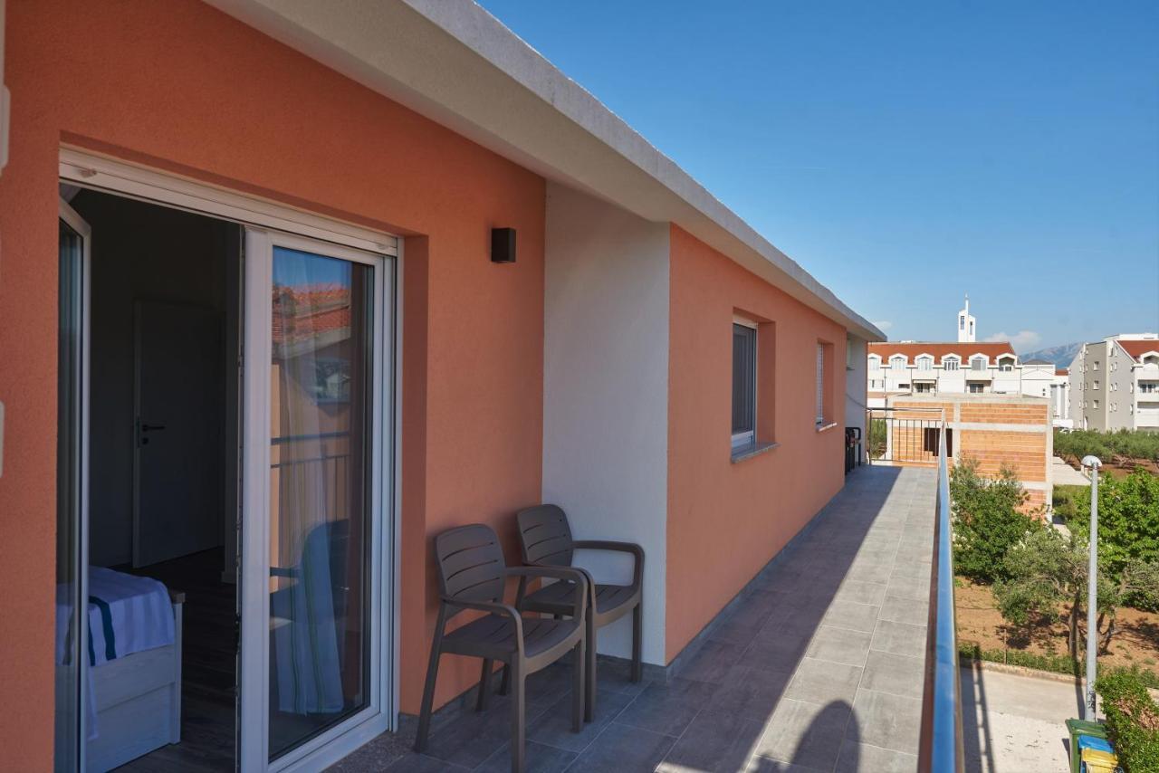 Apartments & Rooms Seaside Kaštela المظهر الخارجي الصورة