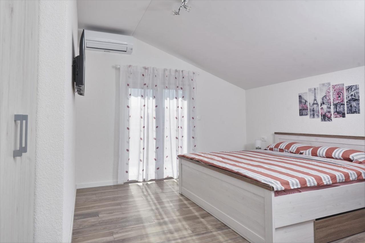 Apartments & Rooms Seaside Kaštela المظهر الخارجي الصورة