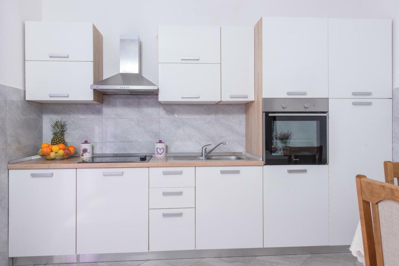 Apartments & Rooms Seaside Kaštela المظهر الخارجي الصورة