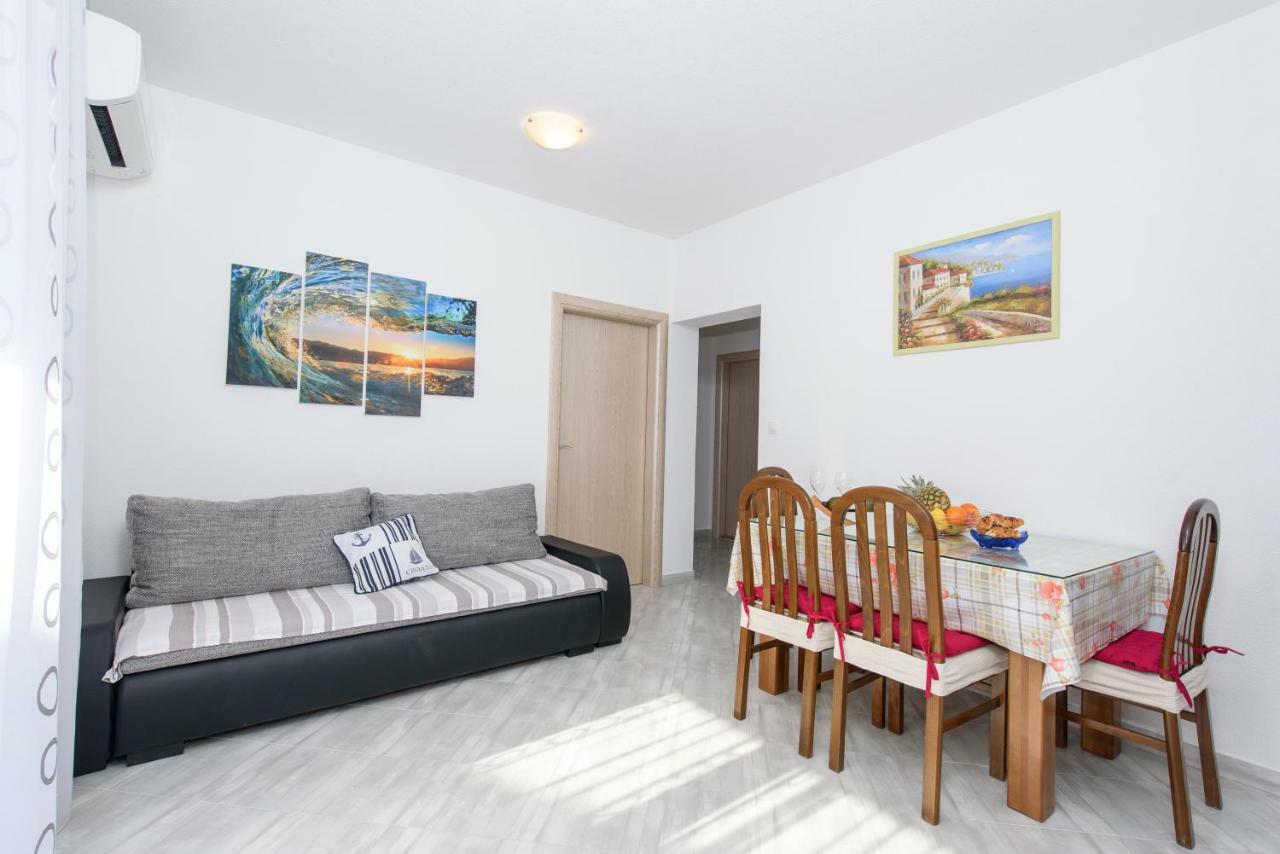 Apartments & Rooms Seaside Kaštela المظهر الخارجي الصورة