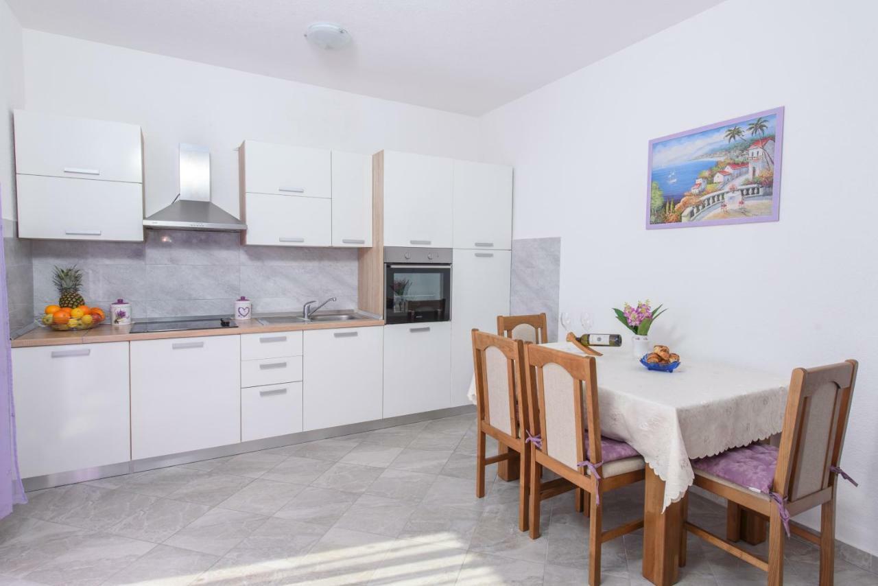 Apartments & Rooms Seaside Kaštela المظهر الخارجي الصورة