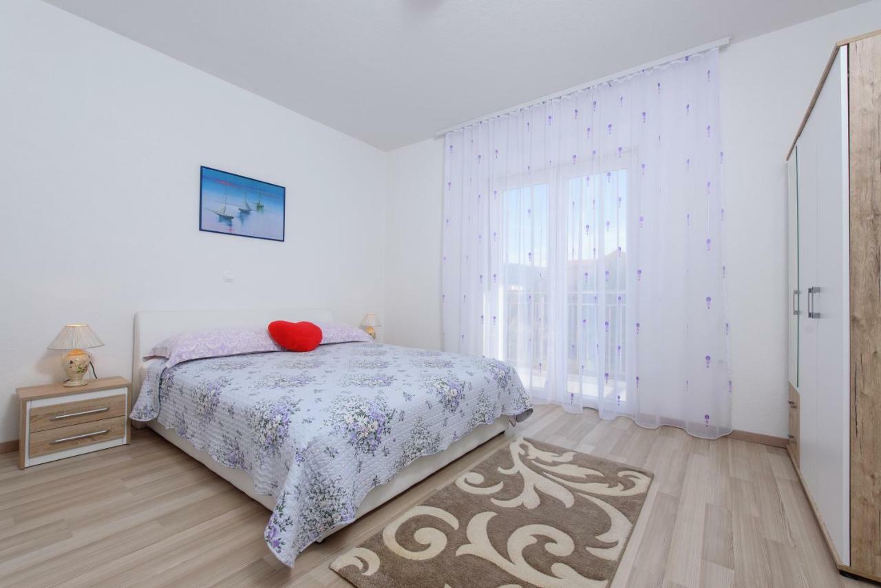 Apartments & Rooms Seaside Kaštela المظهر الخارجي الصورة