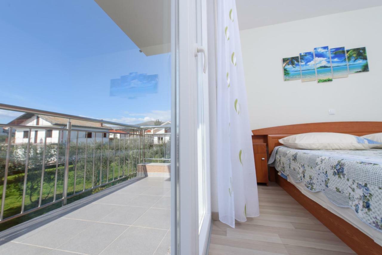 Apartments & Rooms Seaside Kaštela المظهر الخارجي الصورة