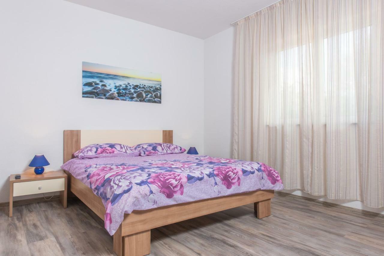 Apartments & Rooms Seaside Kaštela المظهر الخارجي الصورة